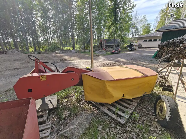 Myydään Estre slåmaskin
