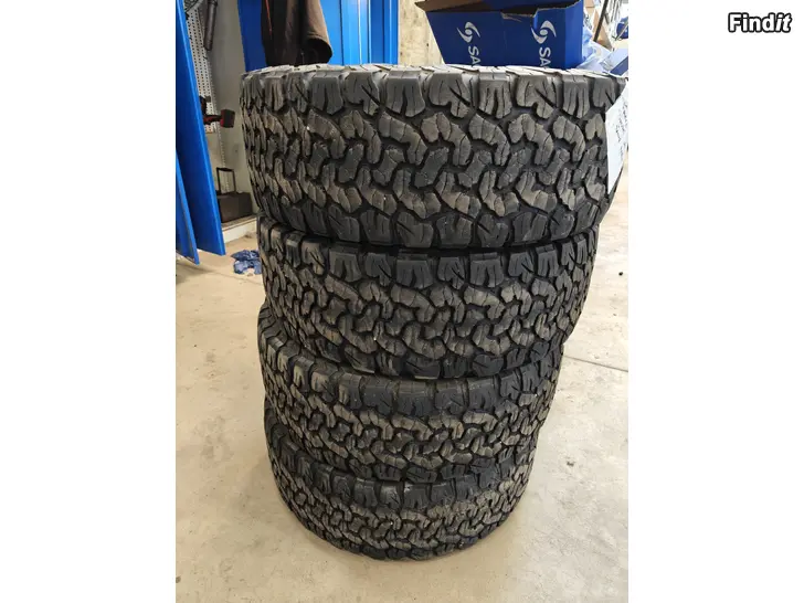 Myydään 265/60R18 BF Goodrich KO2