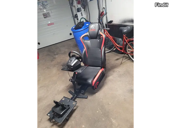 Myydään Hori RWA Apex PS5/PS4/PC ratti ja polkimet + Cobra peli-istuin