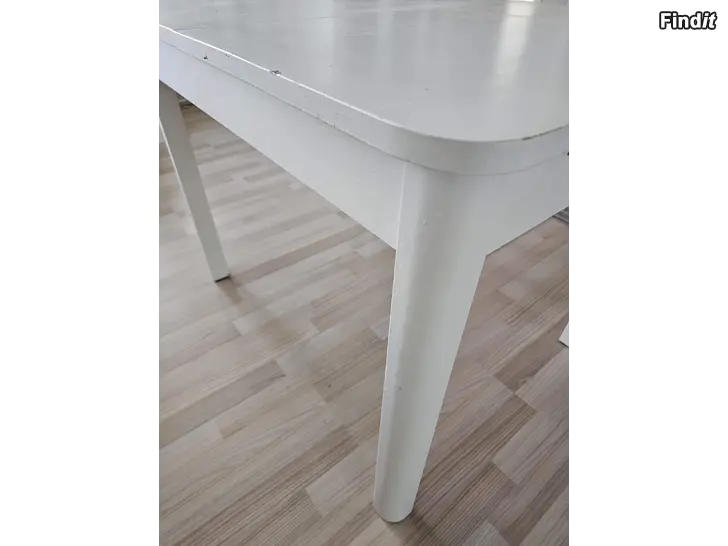 Säljes Gammalt köksbord