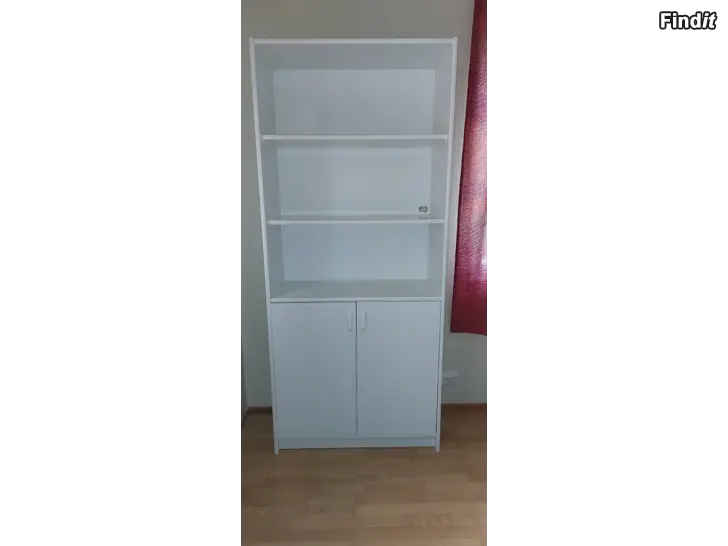 Säljes Bokhylla