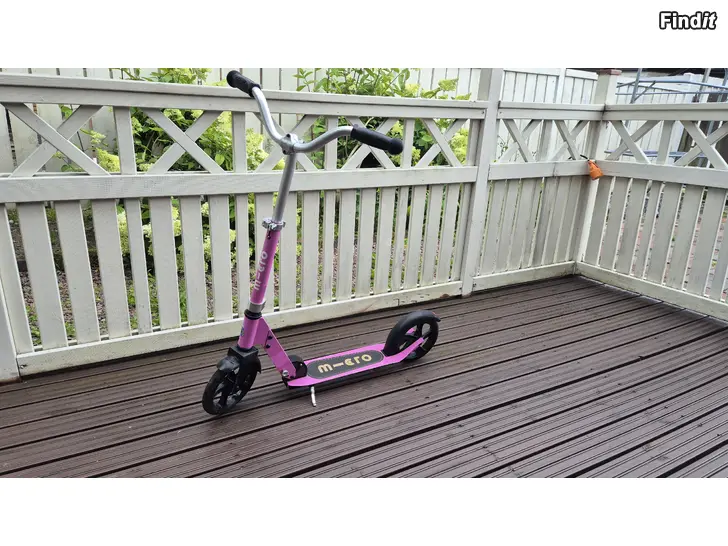 Myydään Micro Sparkcykel / Potkulauta