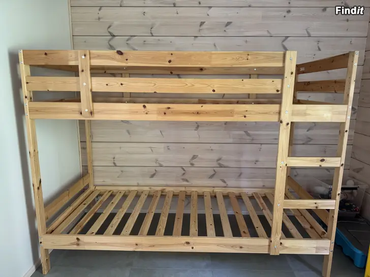 Säljes Ikea Mydal högsäng / kerrossänky