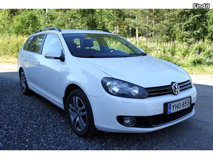 Myydään Juuri katsastettu tilava ja siisti VW Golf Variant 1.6 TDI automaattivaihteistolla