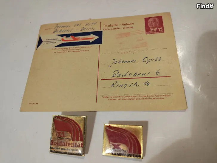 Säljes DDR-sotilaan kunniamerkit sekä DDR-kortti