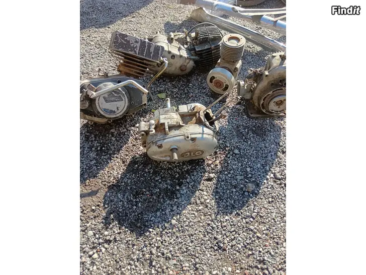 Säljes Moped motorer mm