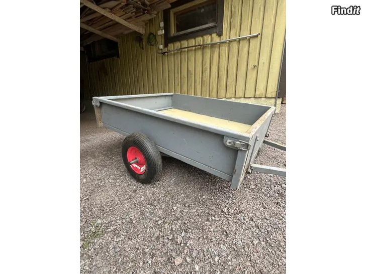 Säljes Liten släpkärra