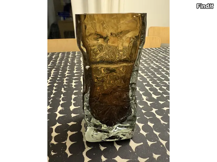 Säljes Vintage Fantasia maljakko Humppilan lasi