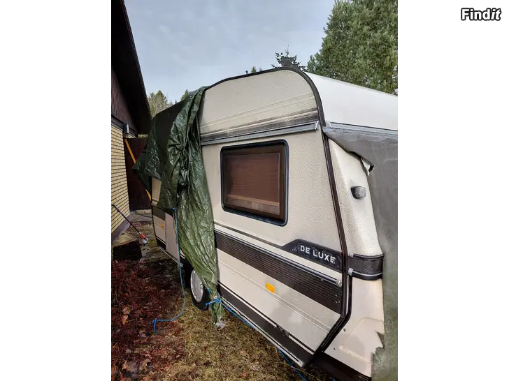 Myydään Matkailuvaunu