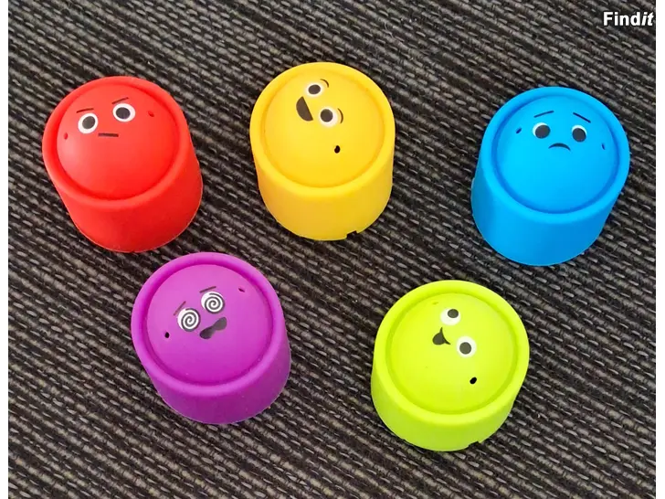 Myydään Rainbow Emotions Fidget Poppers