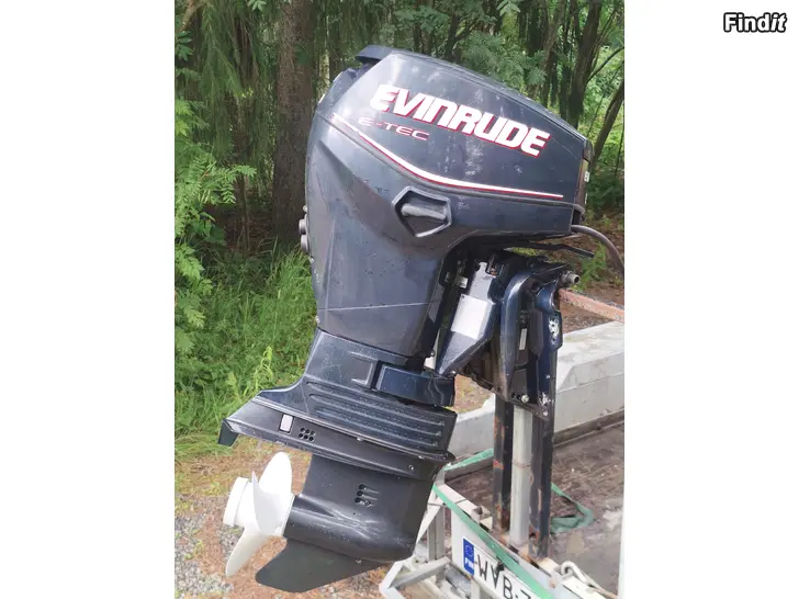 Säljes Evinrude E-TEC 50