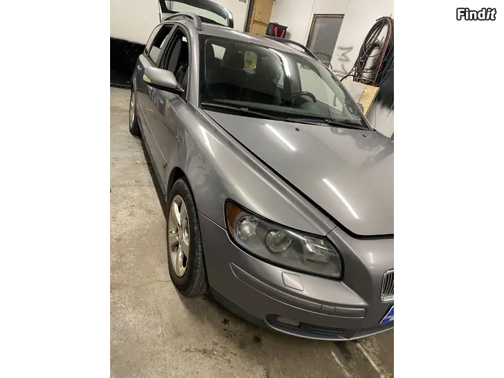 Säljes Volvo v50 2,0d -05