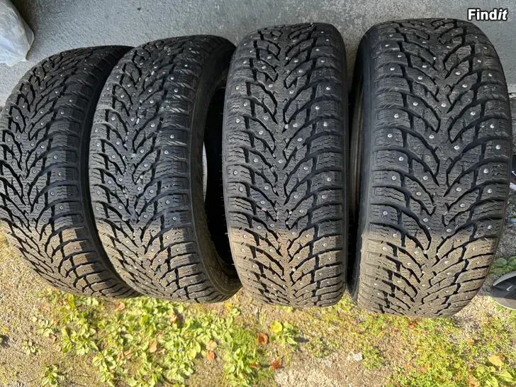 Säljes Nastarenkaat 205/55R16 Nokian HKPL 9