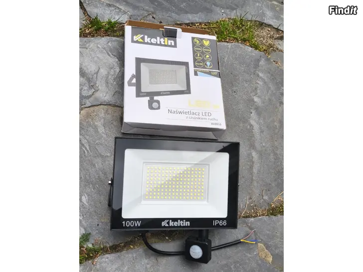 Myydään Led 100w  liiketunnistimella