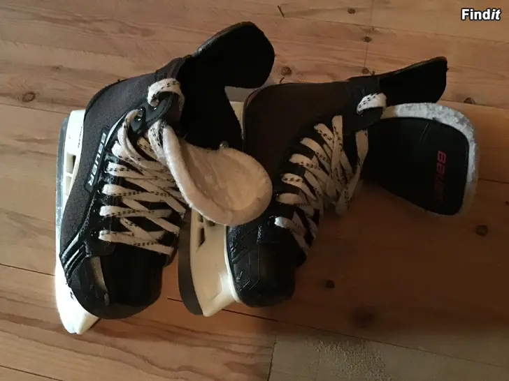 Säljes Bauer skrinnskor 33,5