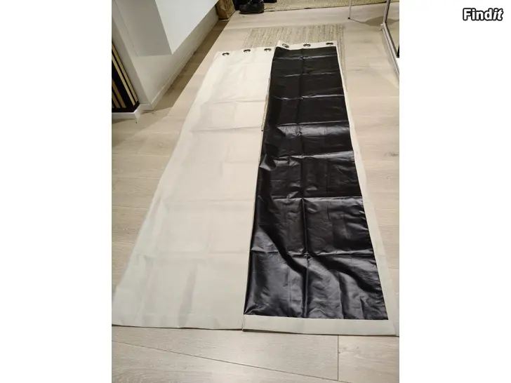Säljes Mörkläggningsgardiner
