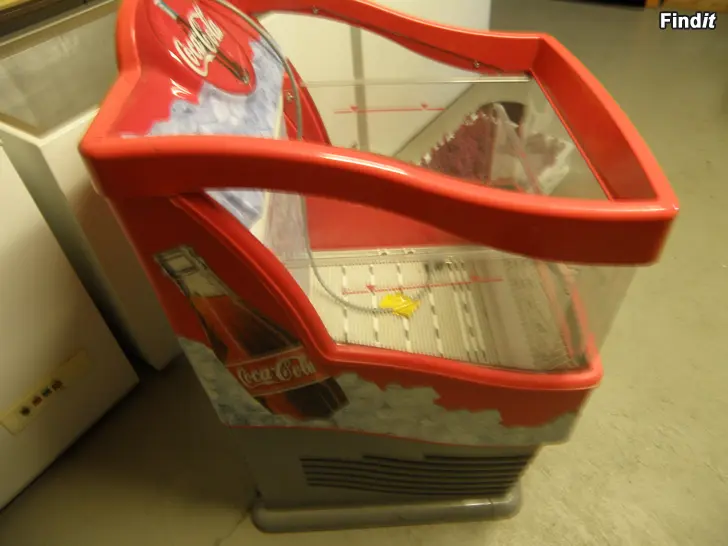 Säljes Coca-Cola kylbox