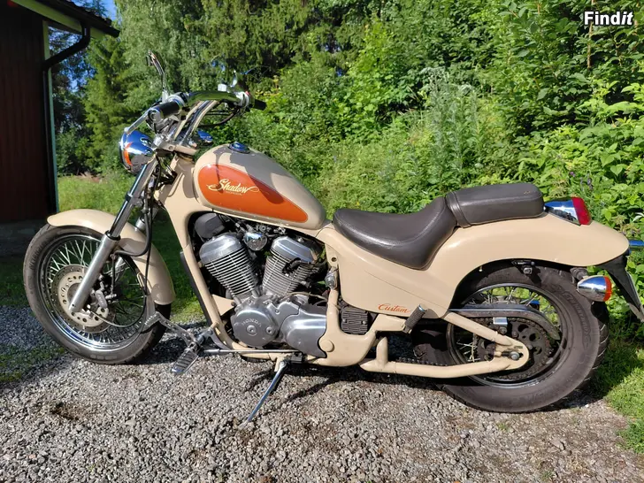 Säljes Honda VT600C