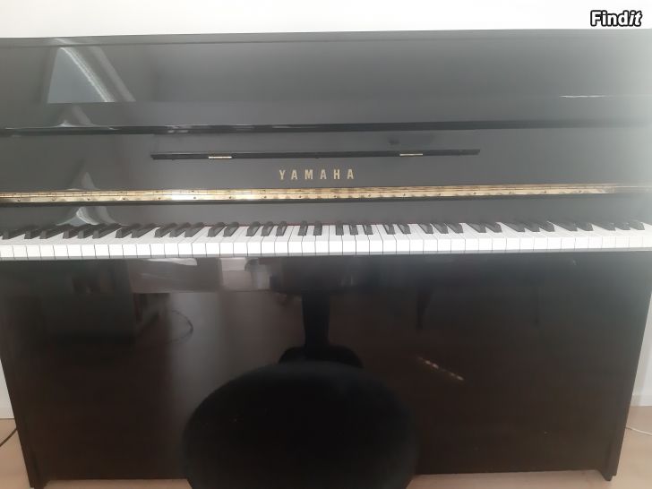 Myydään Piano Yamaha C 108