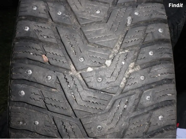 Myydään Talvirenkaat Hankook Winter IPike RS2 215/65R16