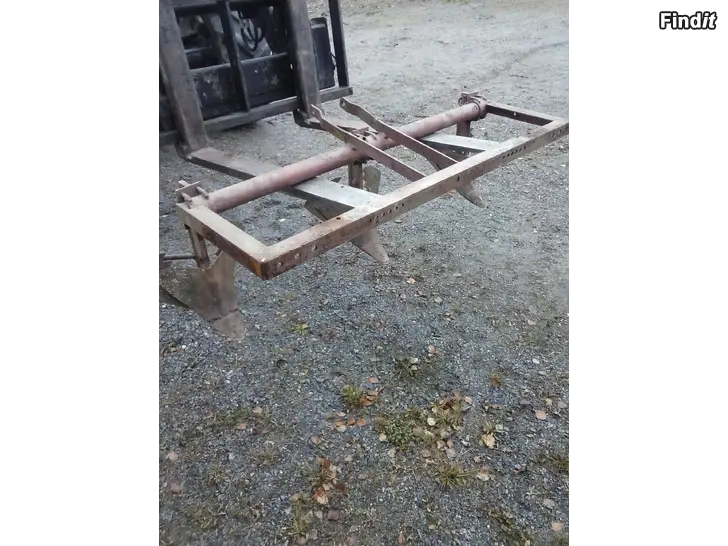 Myydään Perunatarhan multausaura värkki