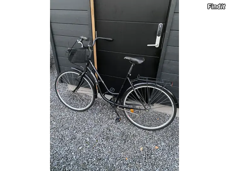Säljes Svart cykel