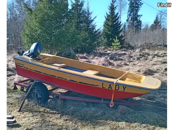 Säljes Vator båt med Evinrude 9.9 hk snurra