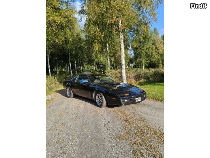Säljes Pontiac firebird 1982