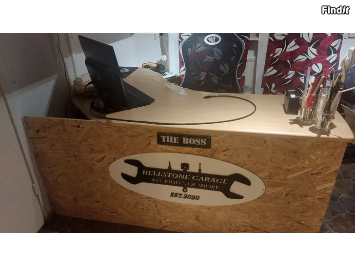 Säljes Skrivbord 155×110 cm