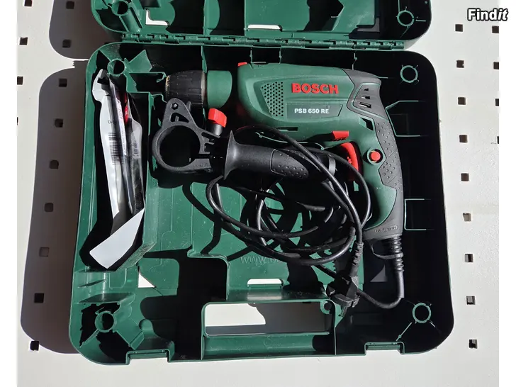 Myydään Bosch PSB 650 RE porakone 650W