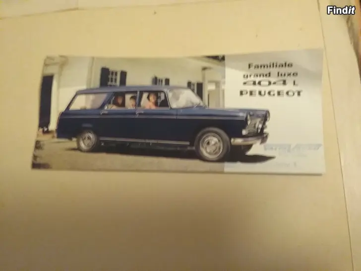 Myydään Peugeot 404 farmari esitteet 2 kpl
