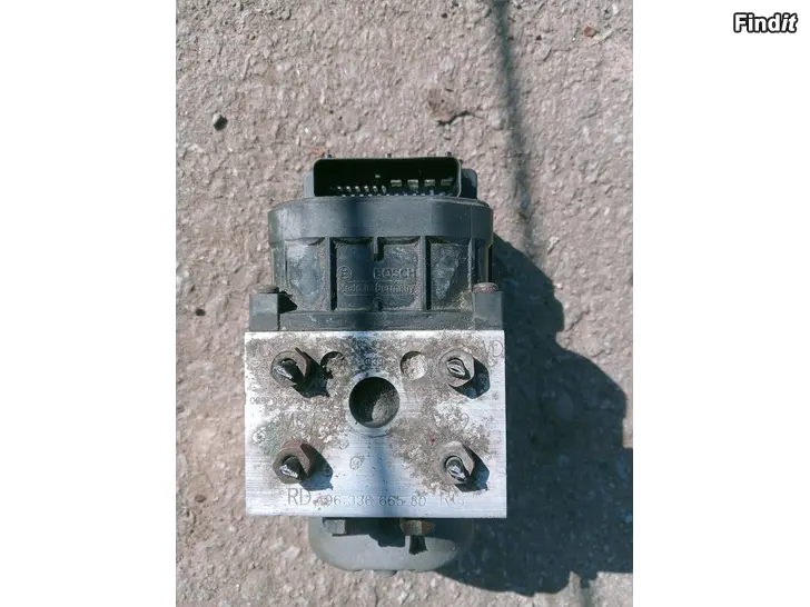 Myydään Citroen Xsara 2002 ABS-yksikkö 9633666580 Bosch 0273004353