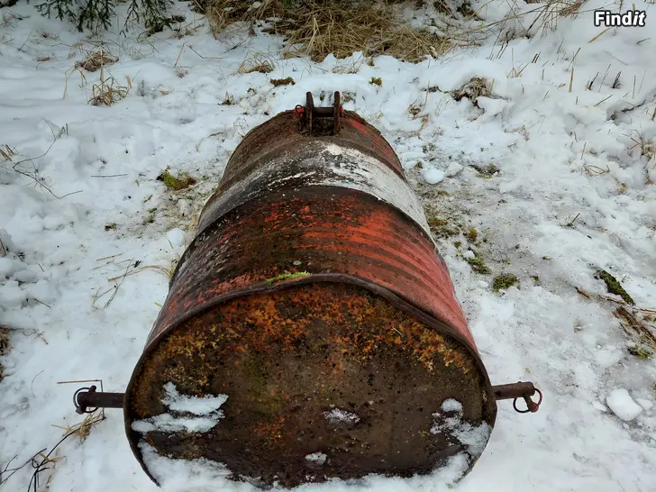 Säljes Baktyngd till traktor
