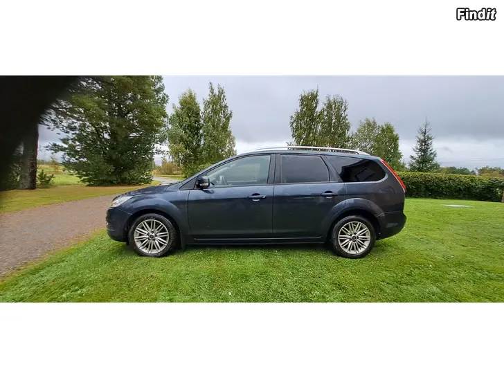 Säljes Ford Focus 1,6 bensin