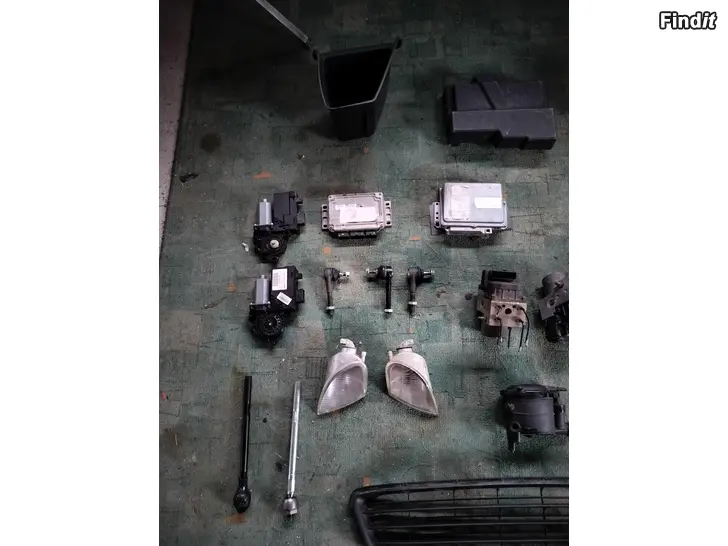 Myydään Ohjaus boksi raidetangon sisä etuvilkkut