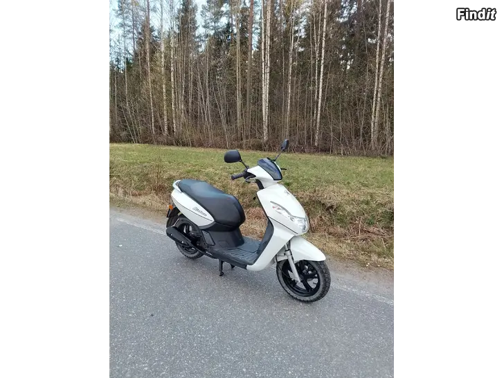 Säljes Peugeot 50 Kisbee 4-T