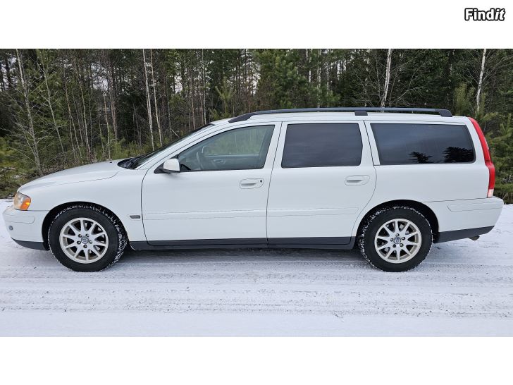 Myydään Volvo v70 D5 2005