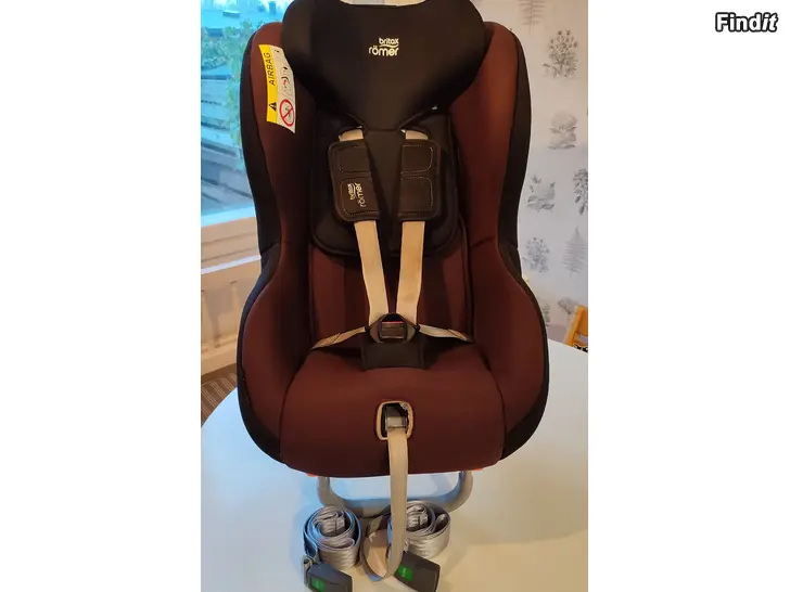 Säljes BRITAX RÖMER MAX-WAY PLUS Bilbarnstol