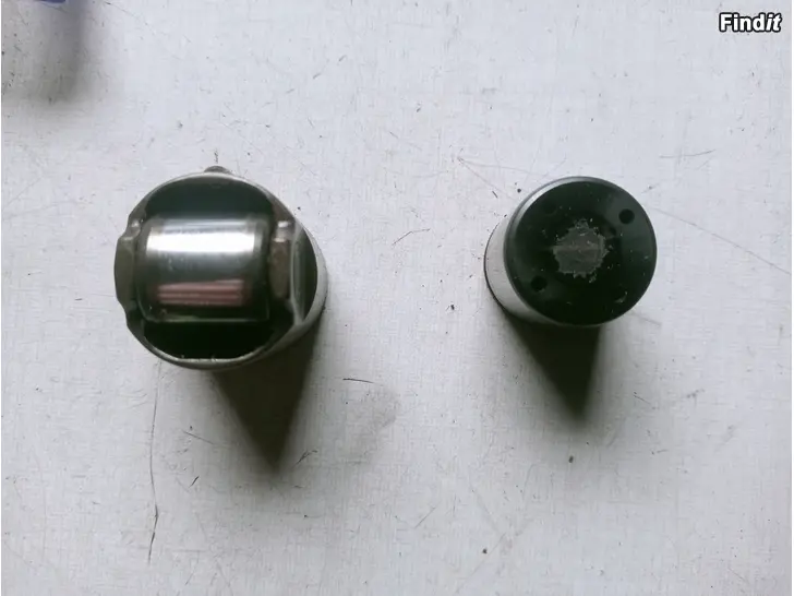 Myydään VAG 1,6 FSi 2006 ja 1,2 TSI 2010 painikupit nokan ja korkeapumpun väliin