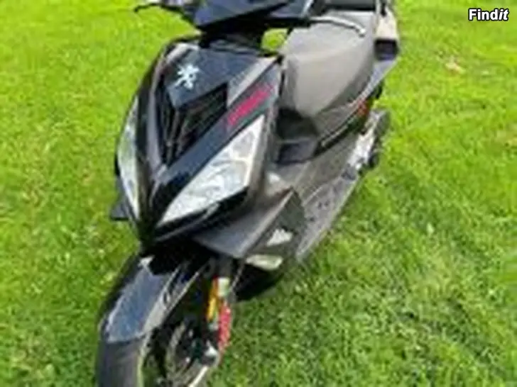 Myydään Peugeot Speedfight 3