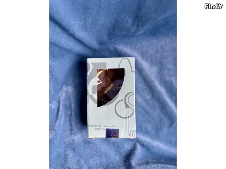 Myydään Mercedes-tunnus kultaa