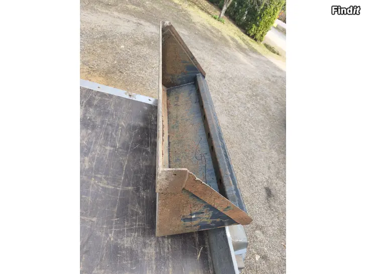 Myydään Bobcat   kauha