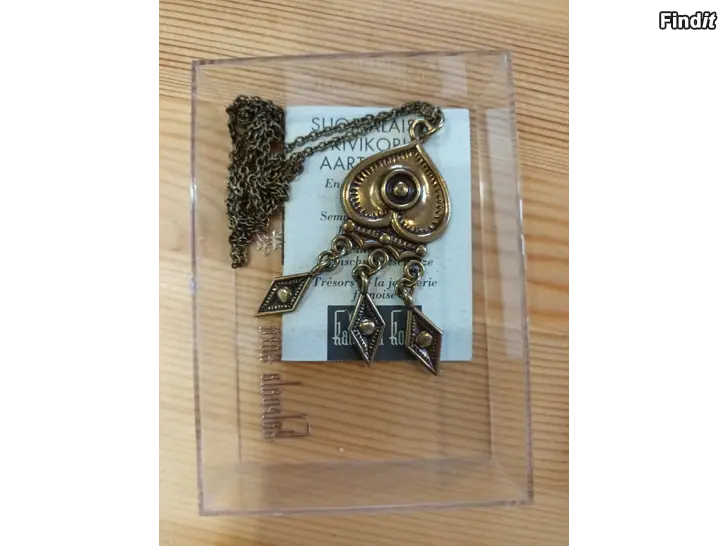 Säljes Kalevala koruja