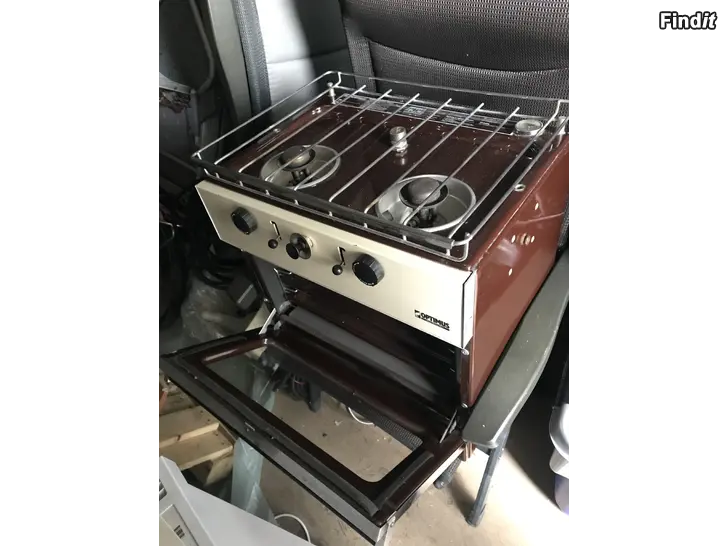 Myydään Fotogen spis med ugn lite använd med extra brännare inbyggd tank 3liter Optimid 155