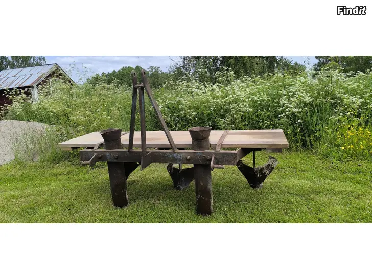 Myydään Perunanistutuskone