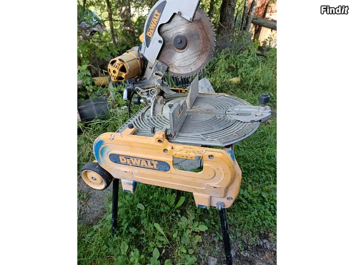 Säljes DeWalt kombisåg