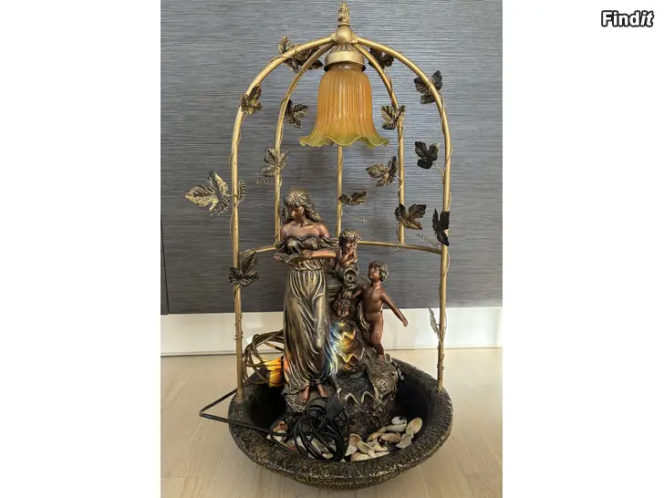 Säljes Bordslampa