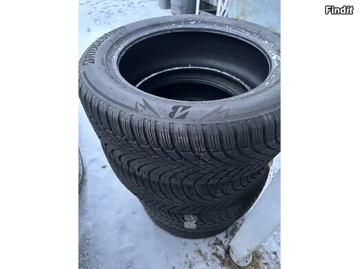 Säljes Dubbfria vinterdäck VW ID.4 / Skoda Enyaq