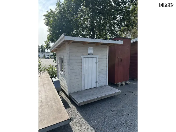 Säljes Säljes billig lekstuga,gårdsbyggnad,utställnings modell