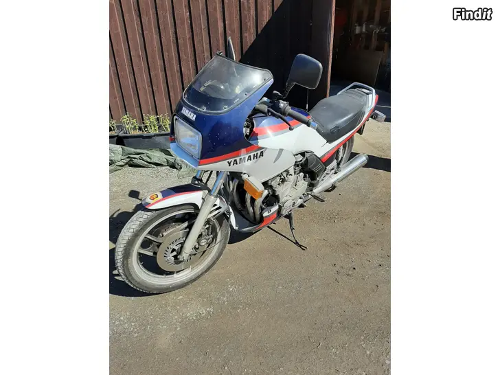 Säljes Yamaha motorcykel